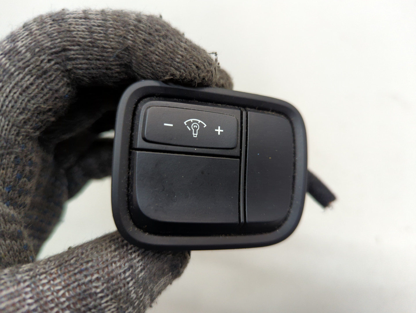 Переключатель света фар