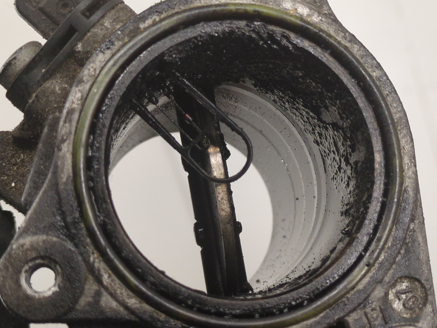 Заслонка дроссельная электрическая