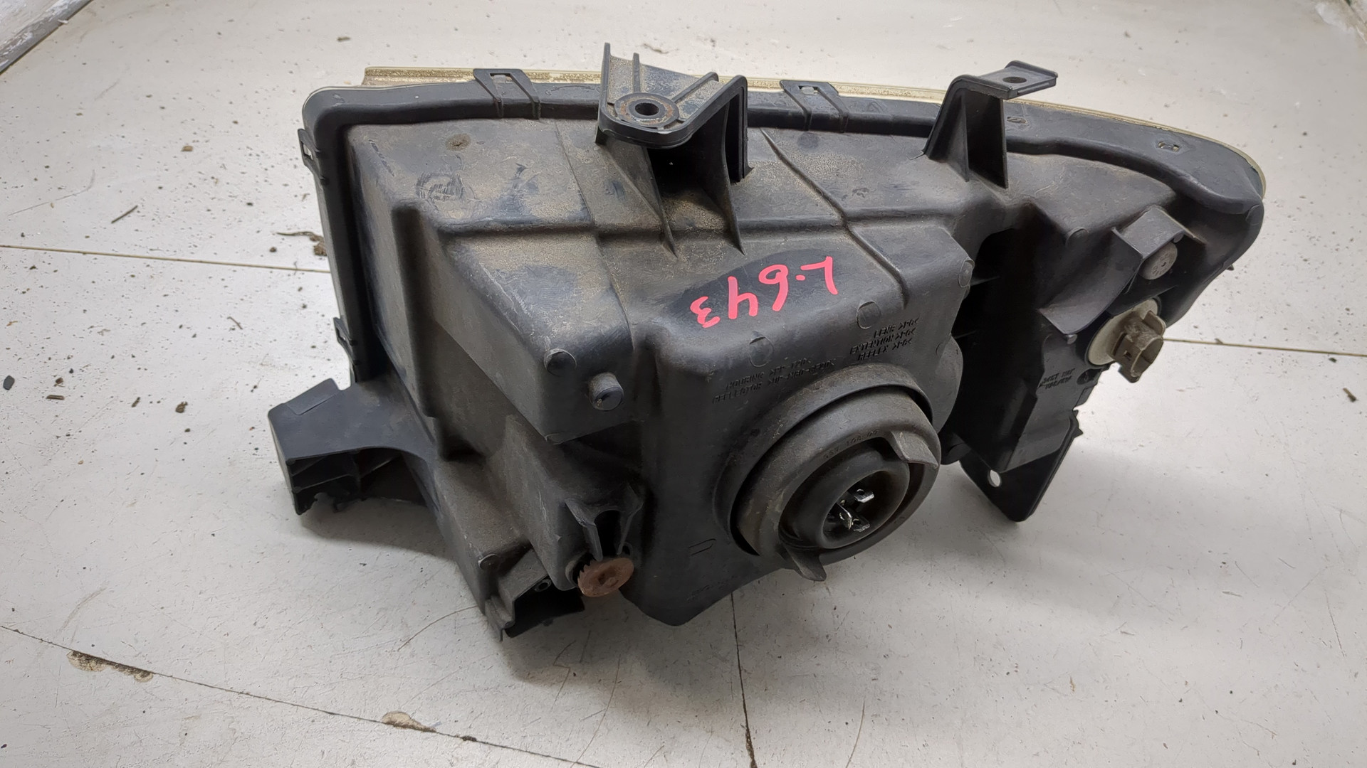 Фара правая