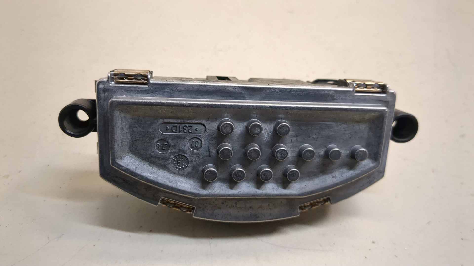 Резистор отопителя