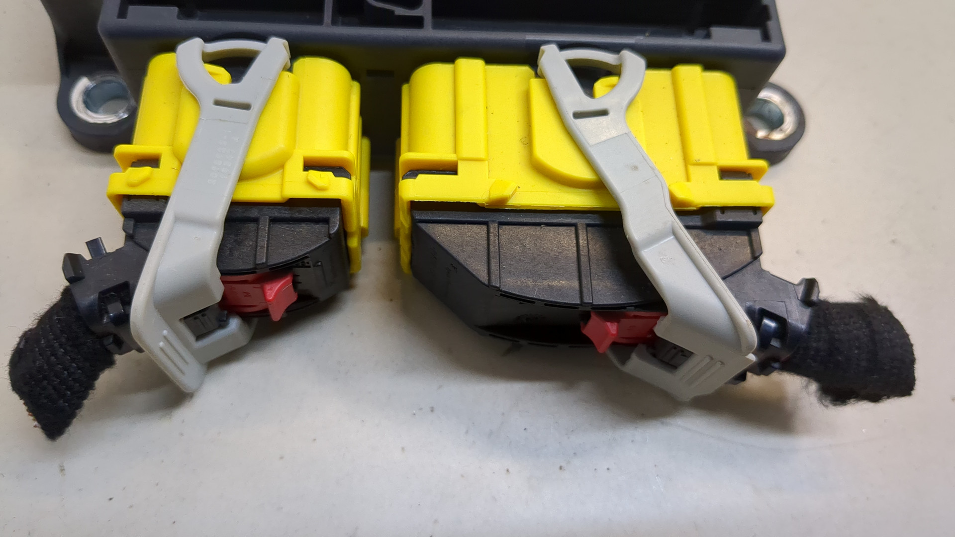 Блок управления подушек безопасности (AIR BAG)