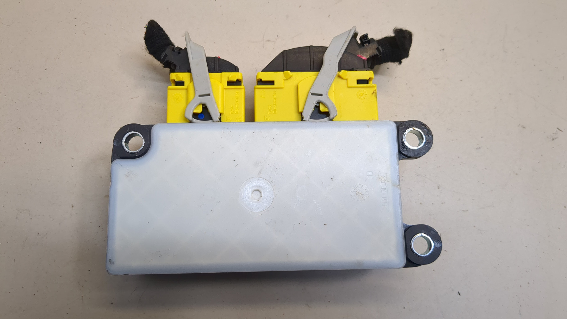 Блок управления подушек безопасности (AIR BAG)