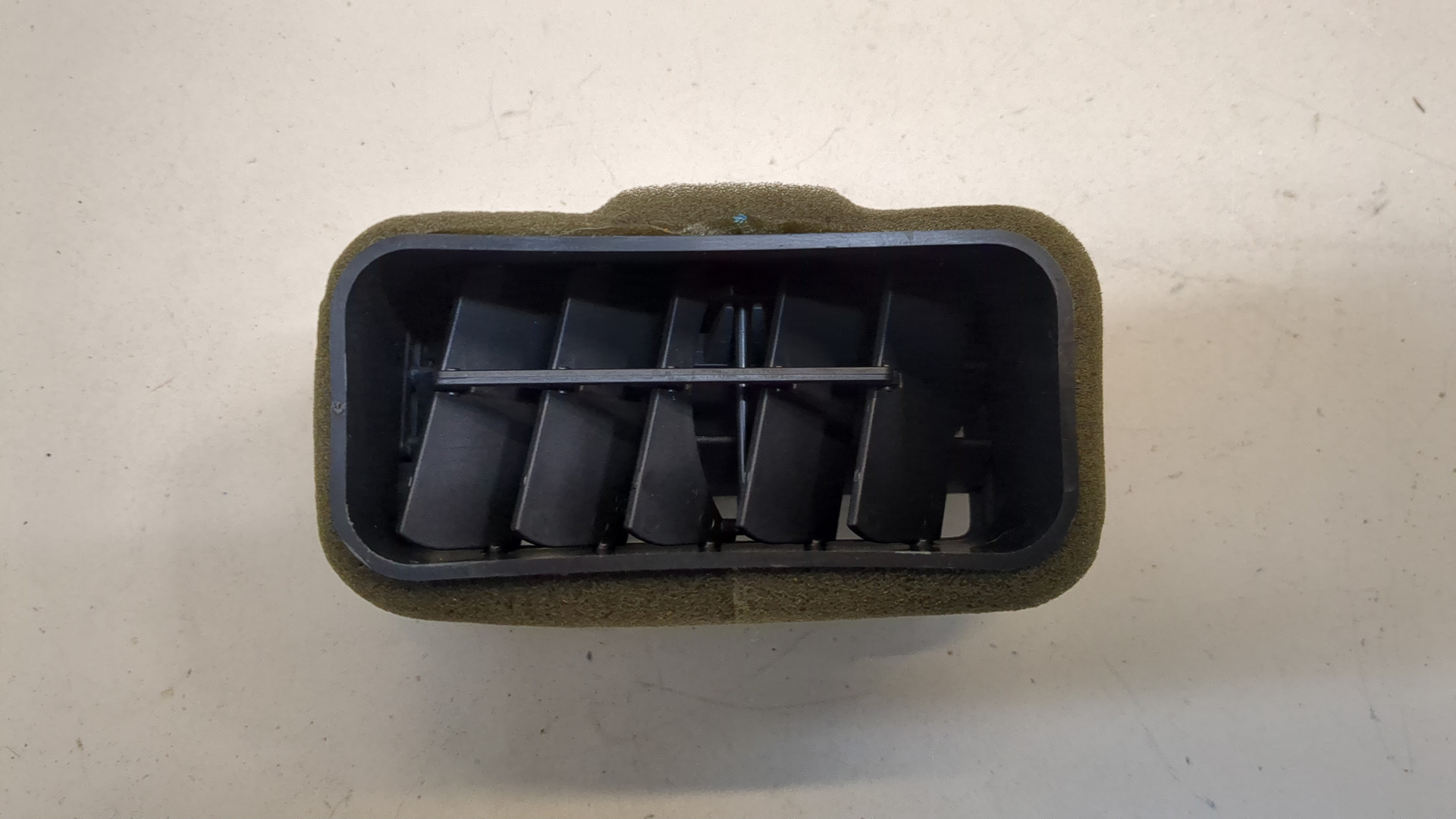 Дефлектор воздушный