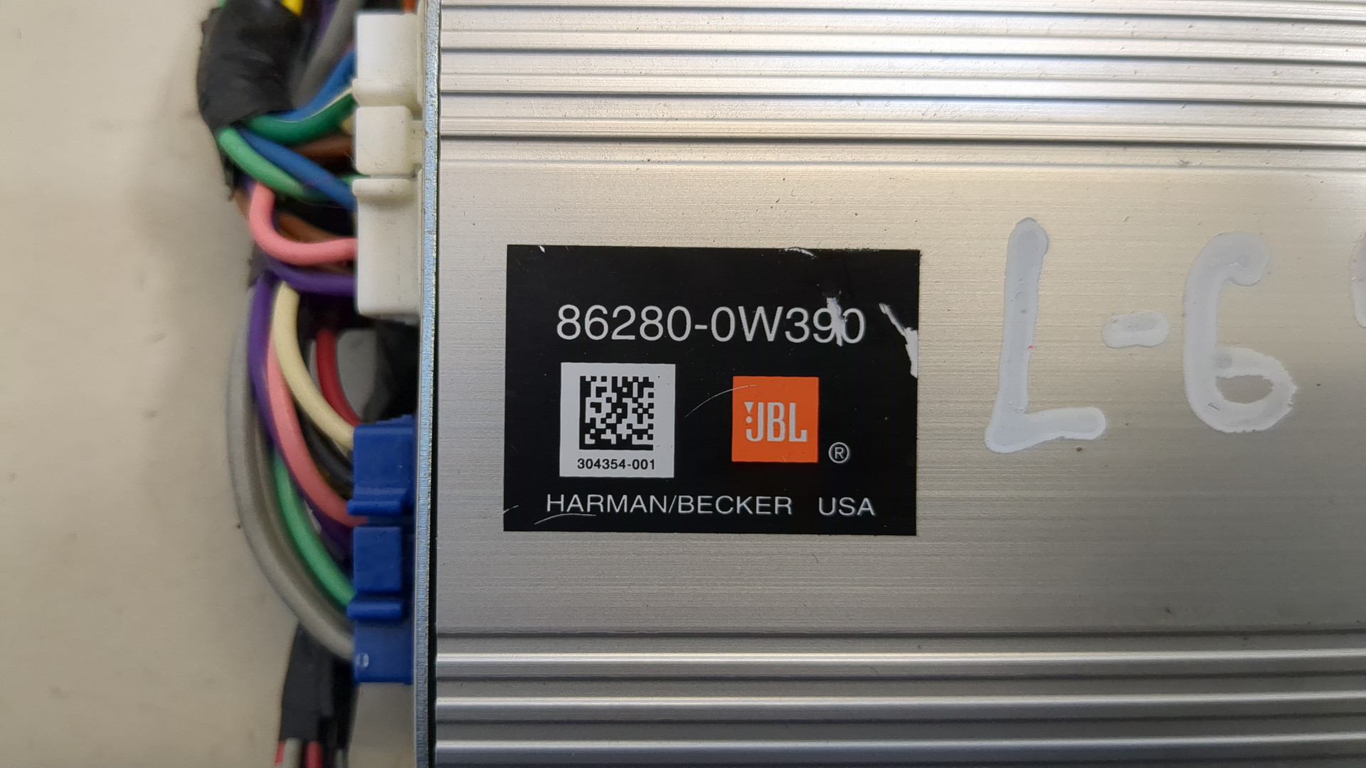 Усилитель акустической системы