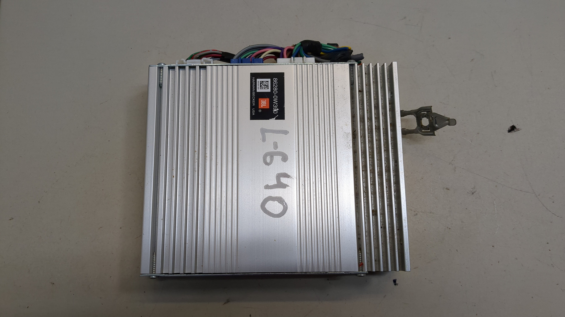 Усилитель акустической системы