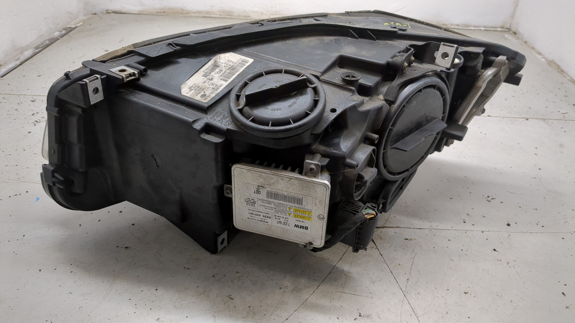 Фара правая