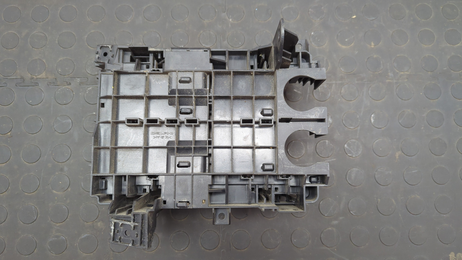 Корпус блока предохранителей