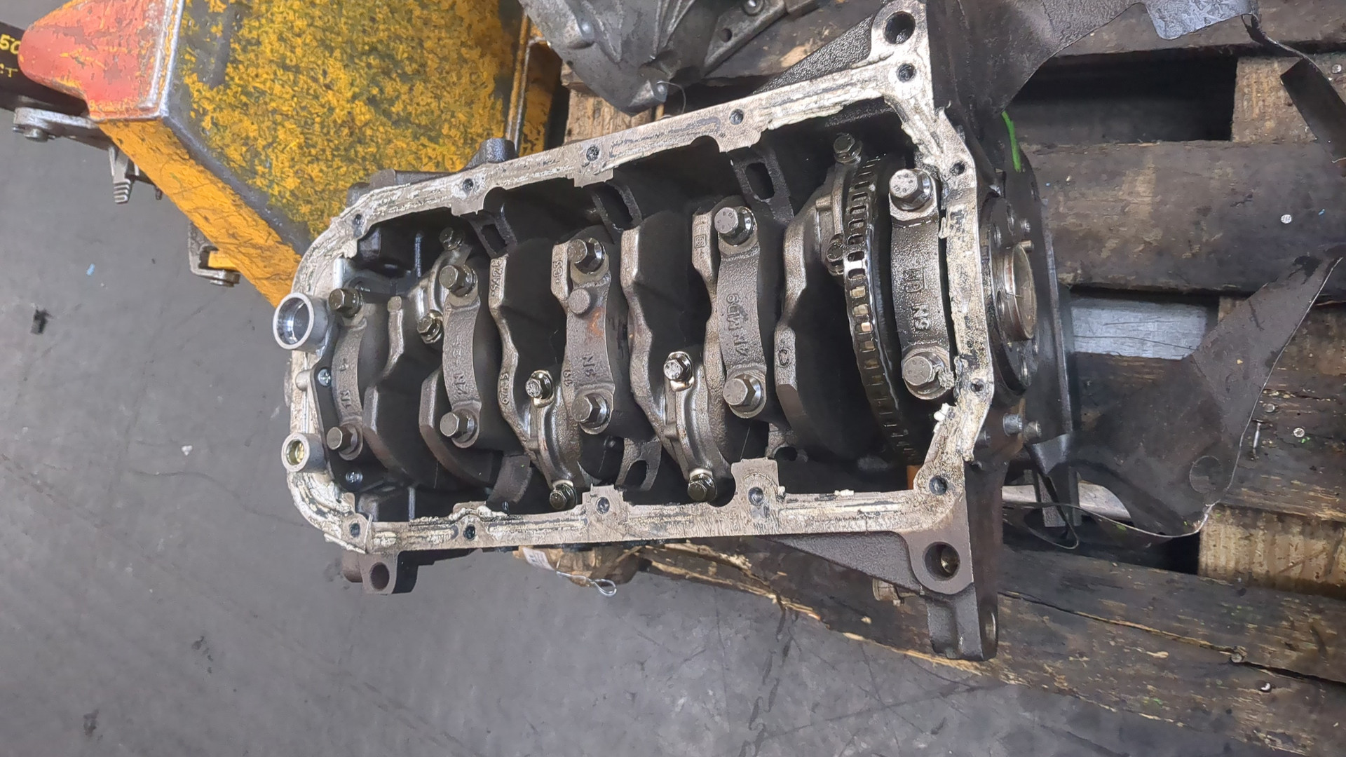 Блок двигателя