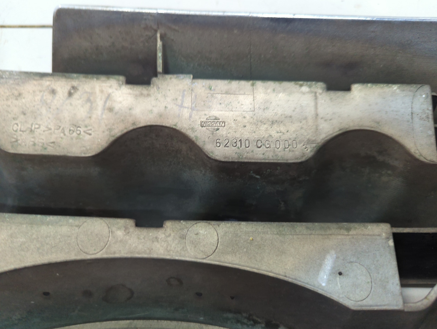 Решетка радиатора