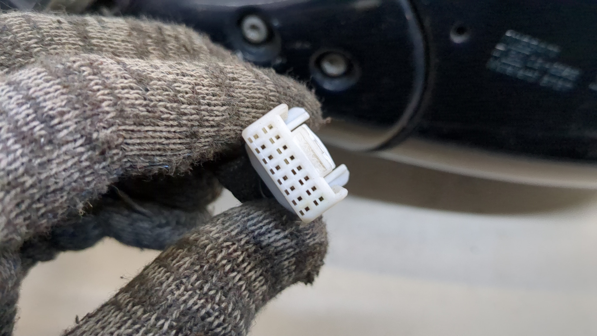 Зеркало правое электрическое