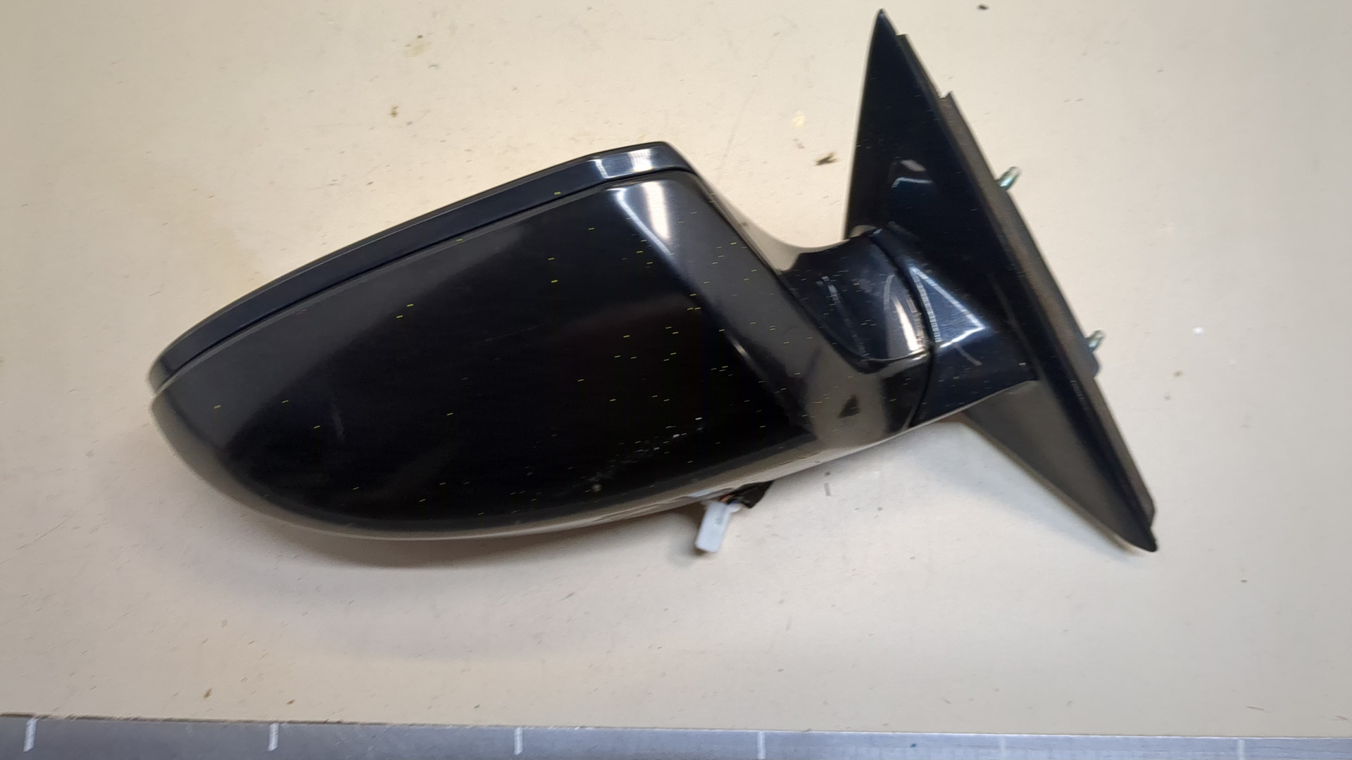 Зеркало правое электрическое