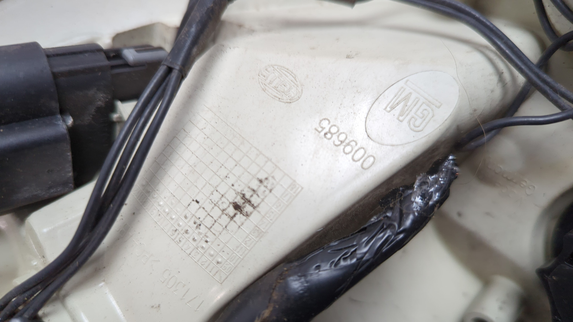 Фонарь задний левый