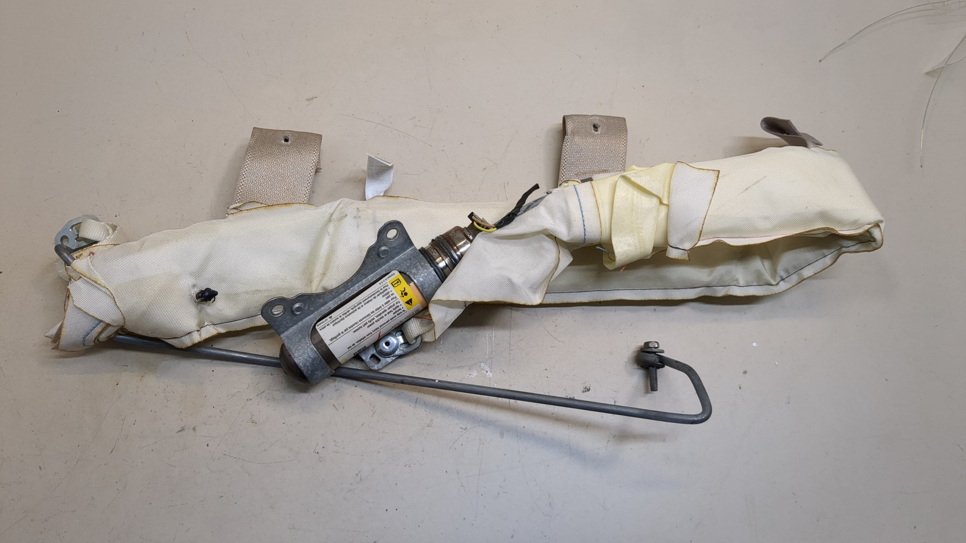 Подушка безопасности боковая (шторка)