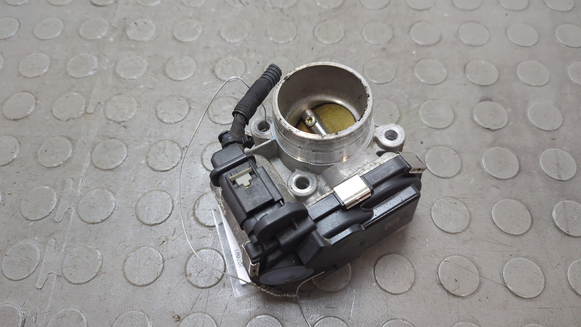 Заслонка дроссельная электрическая