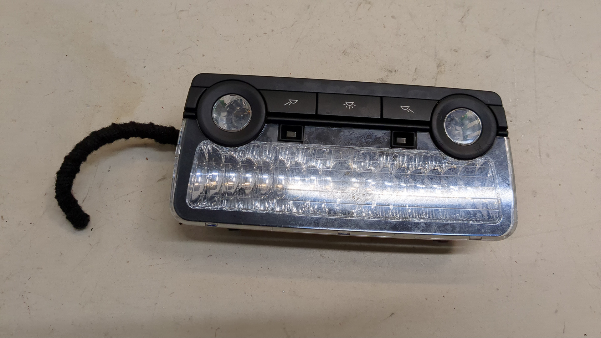 Плафон салонный