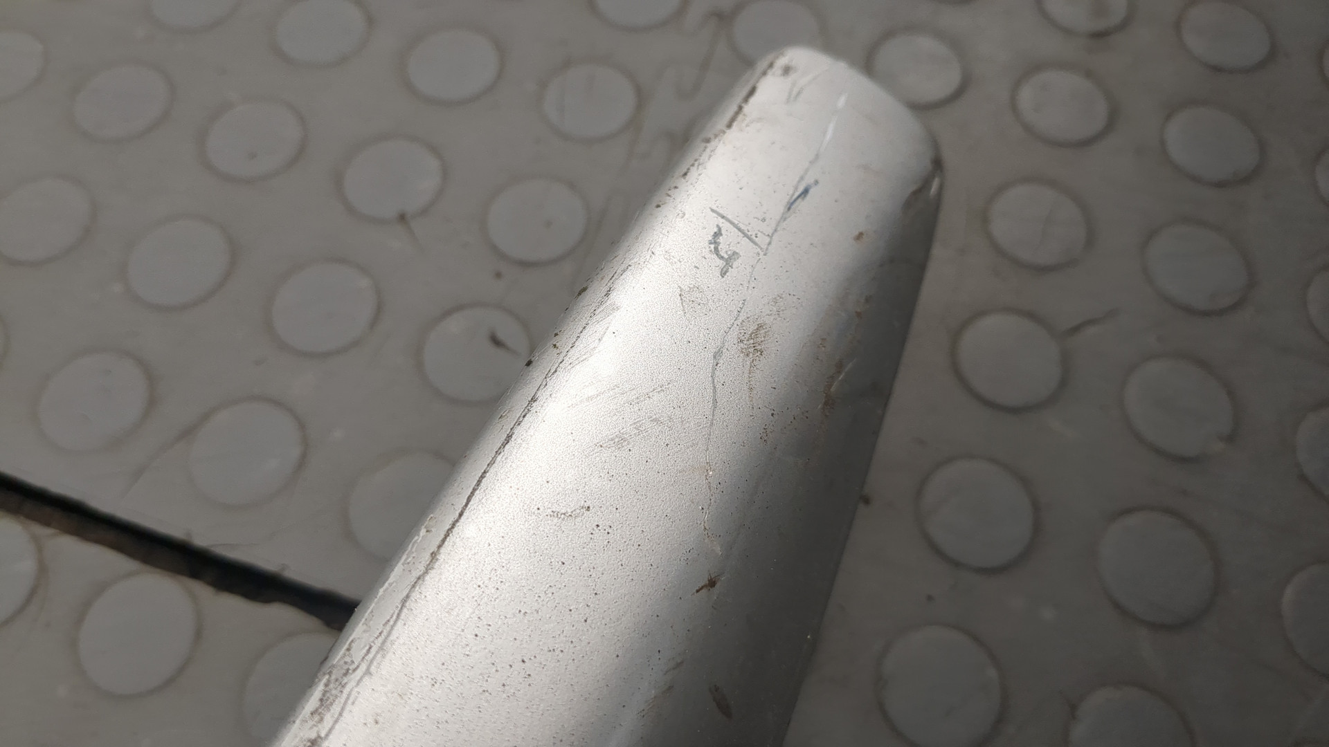 Рейлинг (релинг) левый (планка на крышу)