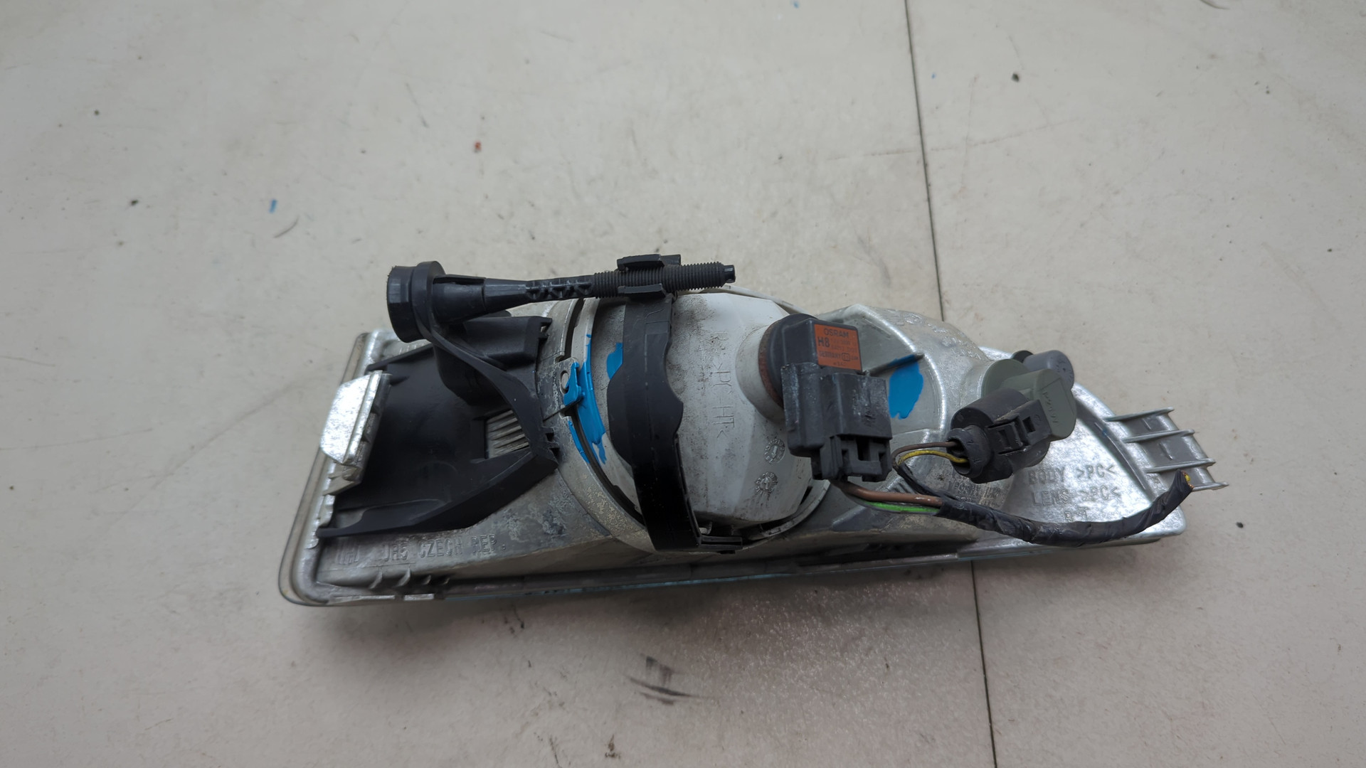 Фара противотуманная правая