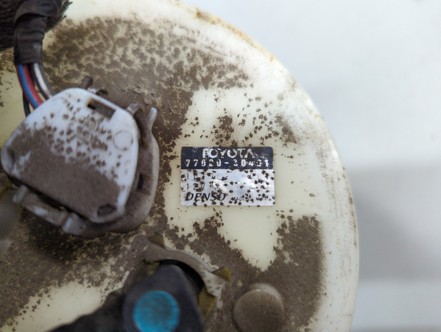 Насос топливный электрический