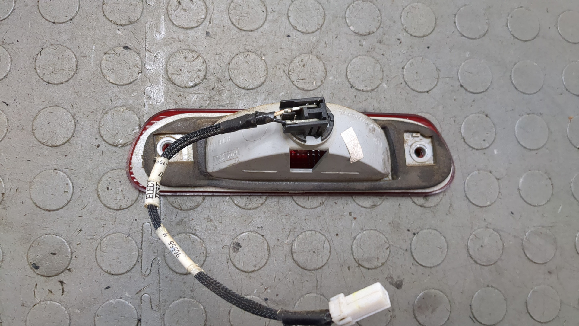 Фонарь задний (стоп сигнал)