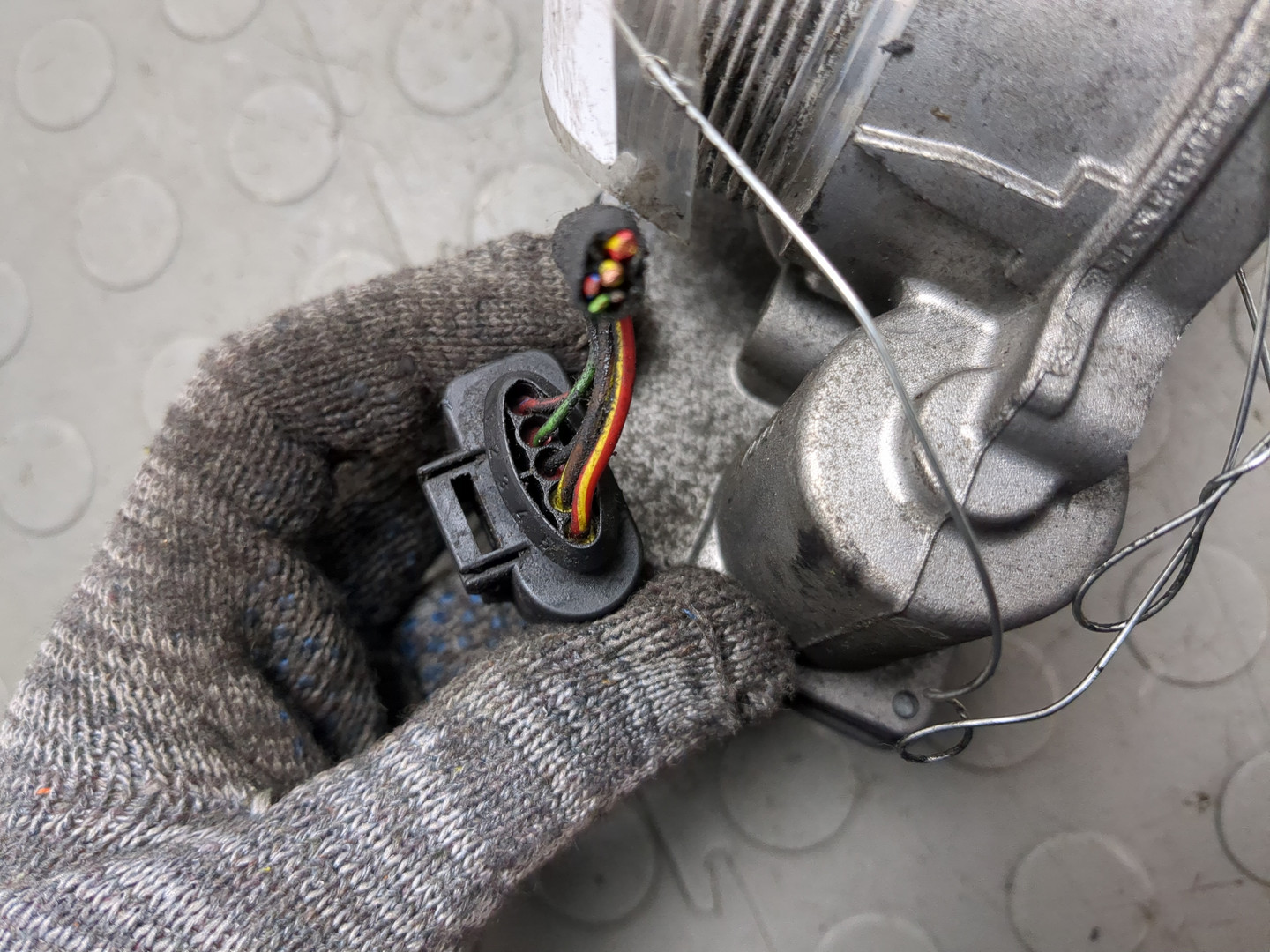 Заслонка дроссельная электрическая