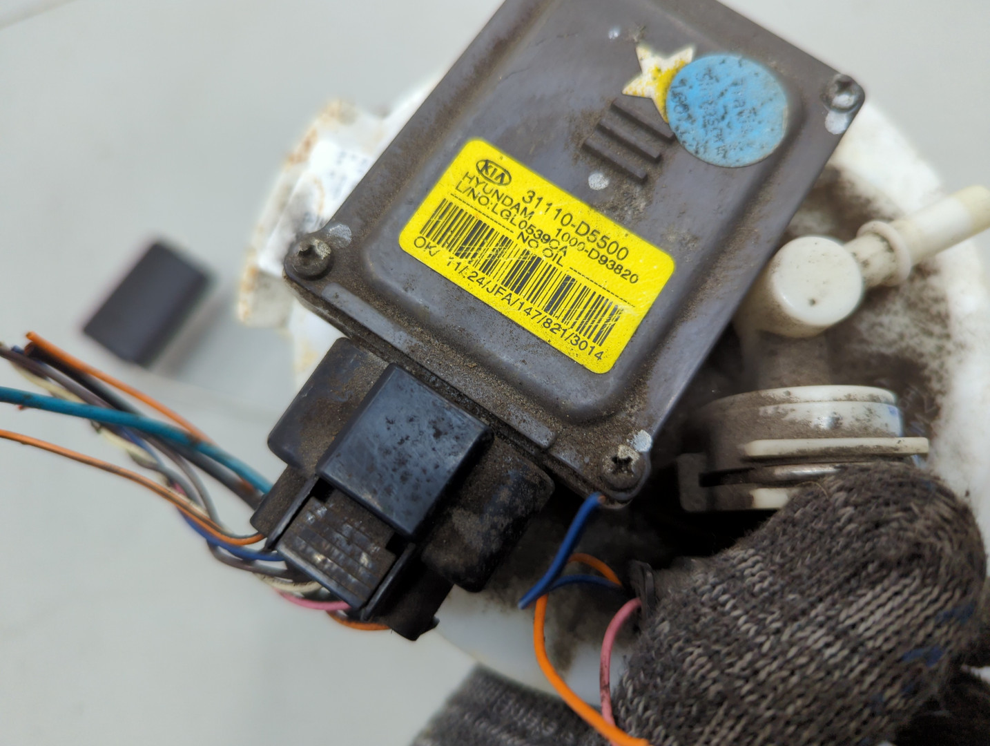 Насос топливный электрический