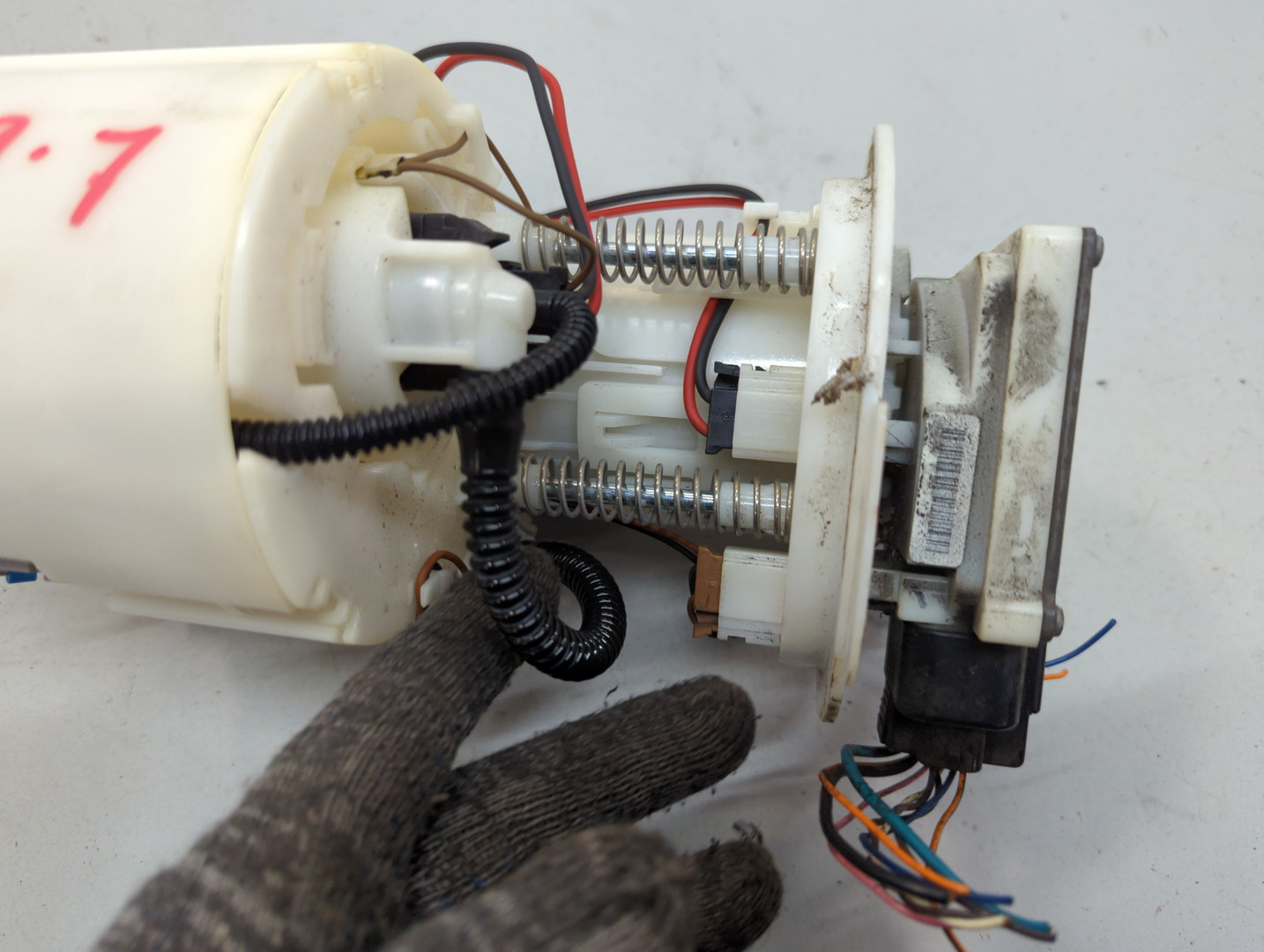 Насос топливный электрический