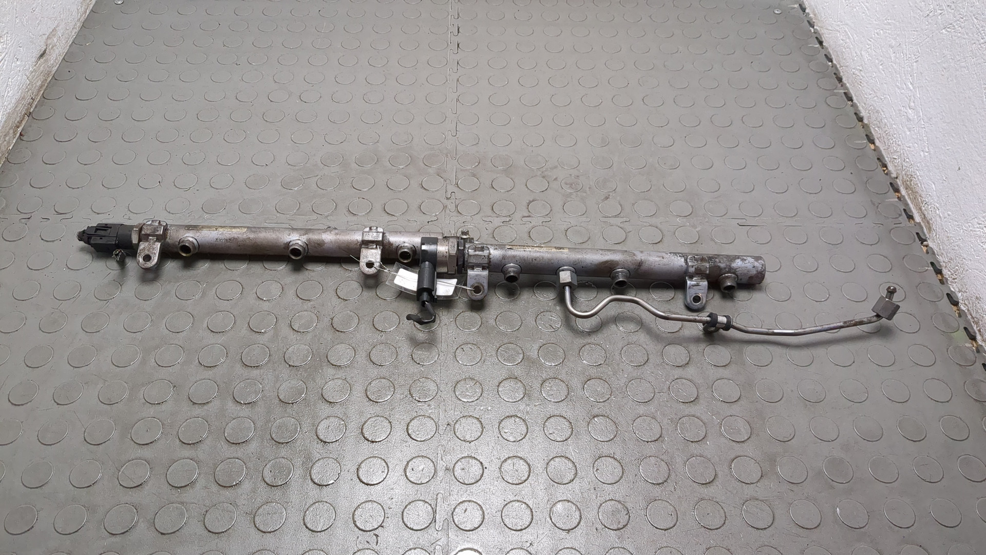 Рейка топливная (рампа)