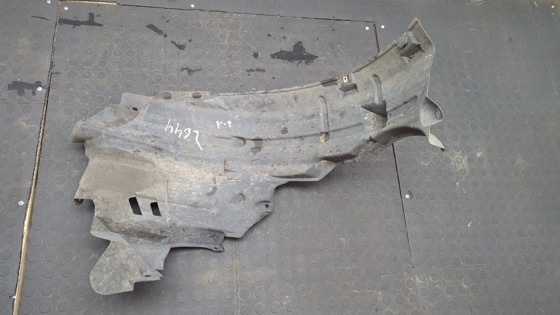 Локер передний правый