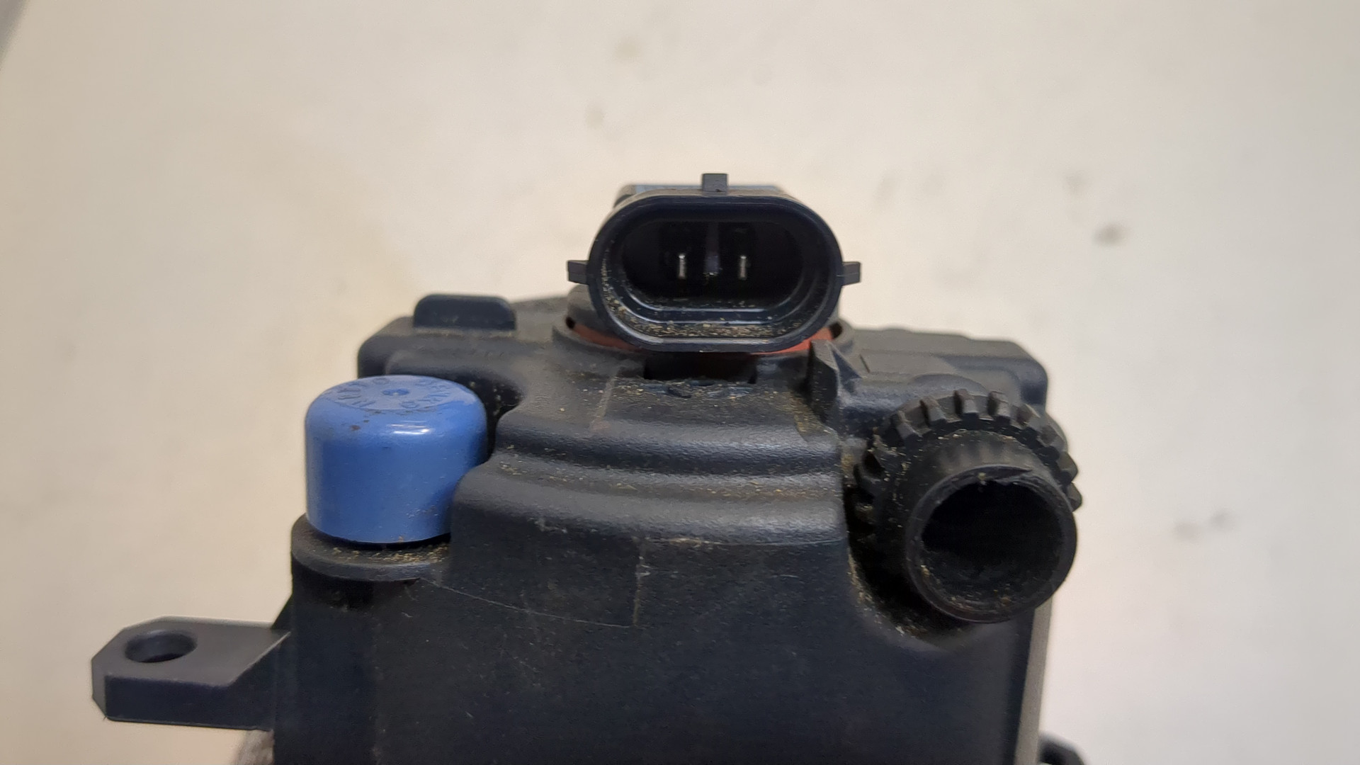 Фара противотуманная левая