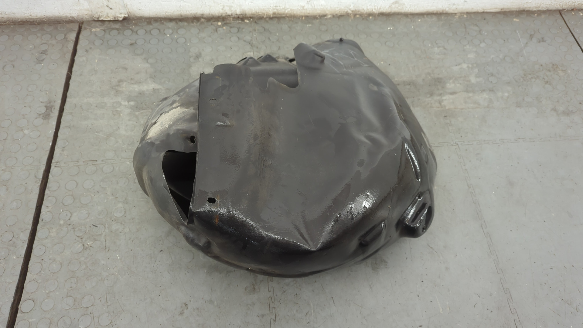 Локер передний правый