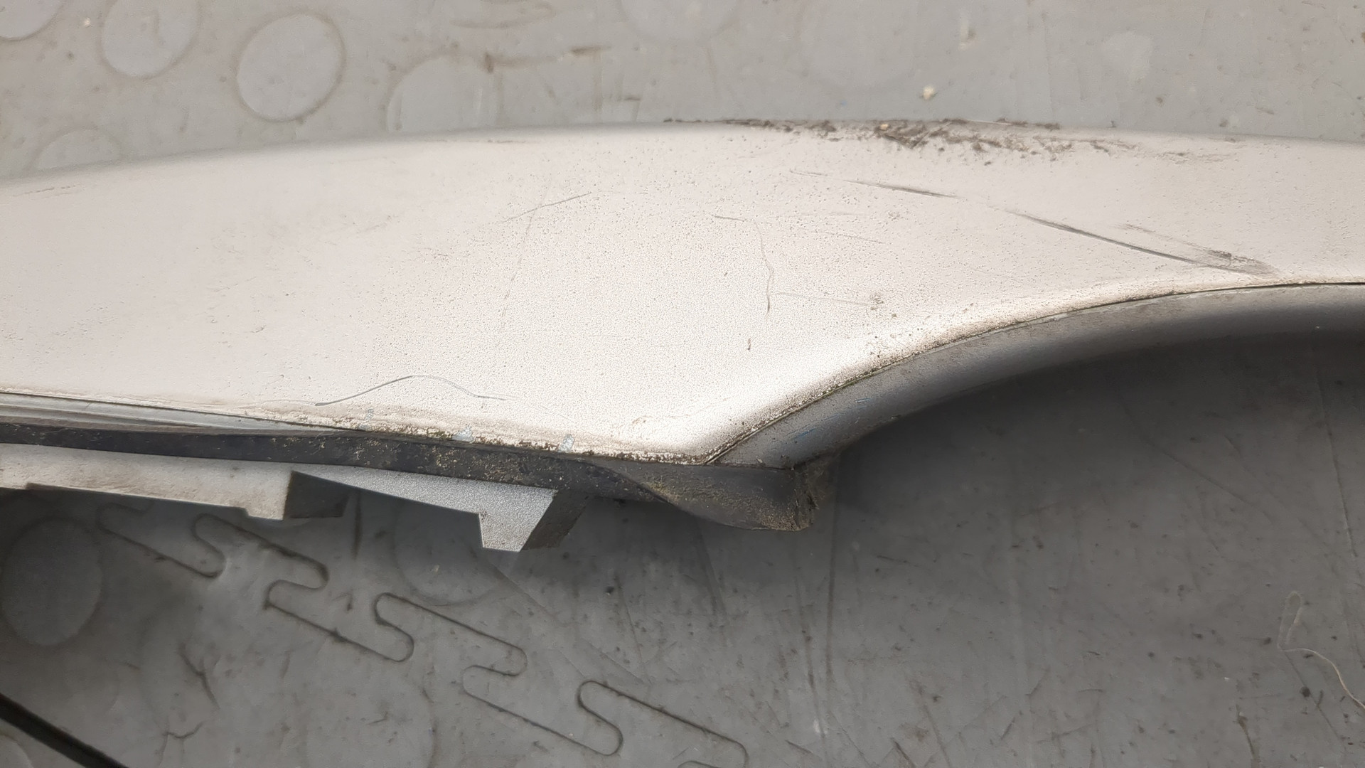 Рейлинг (релинг) левый (планка на крышу)