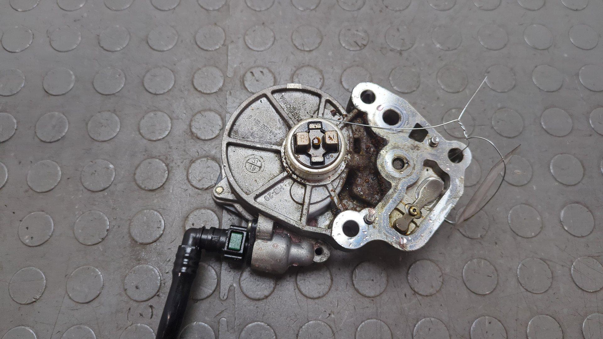 Насос вакуумный