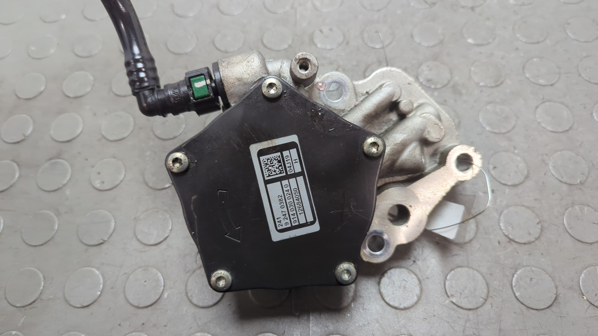 Насос вакуумный