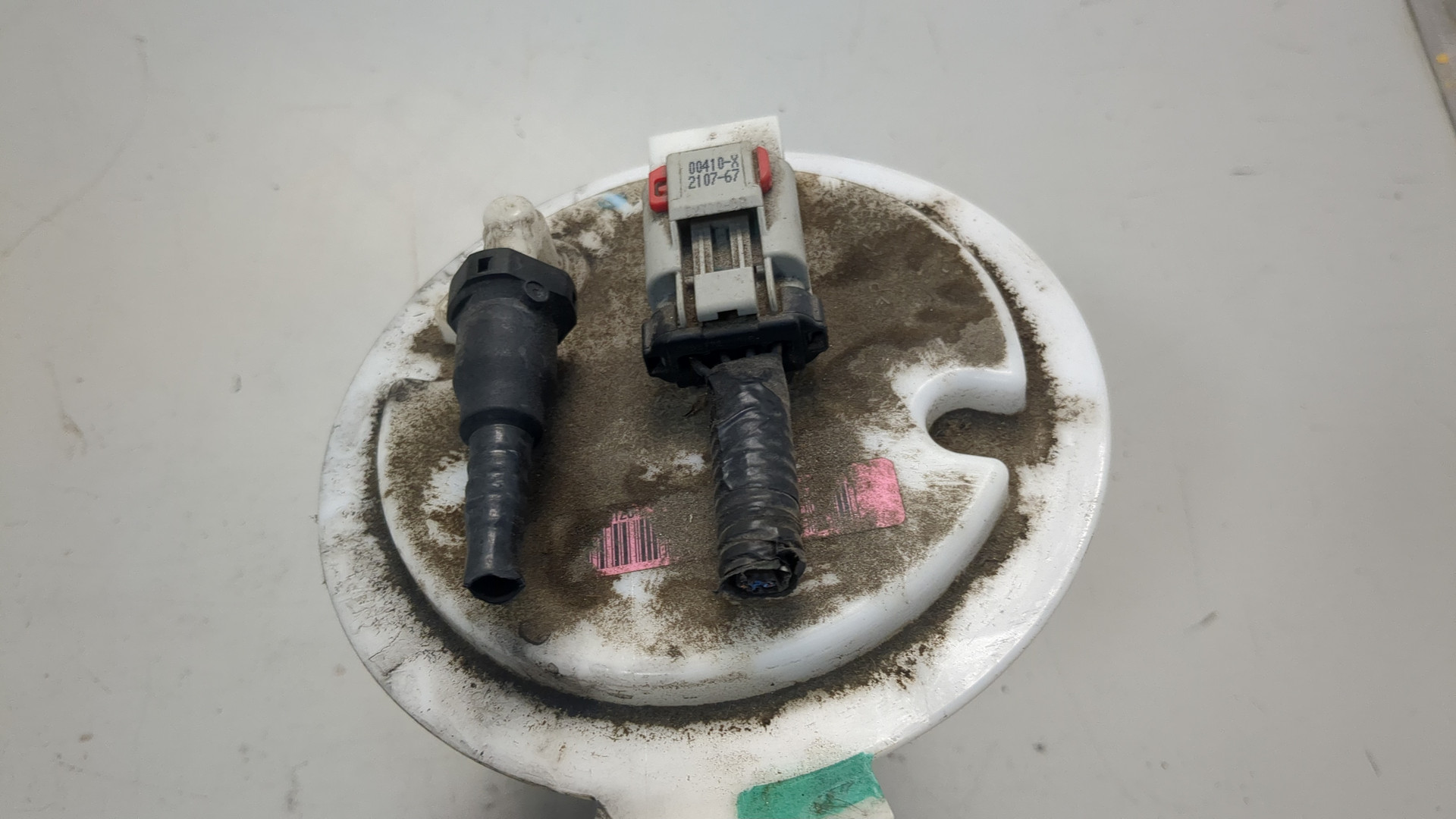 Насос топливный электрический