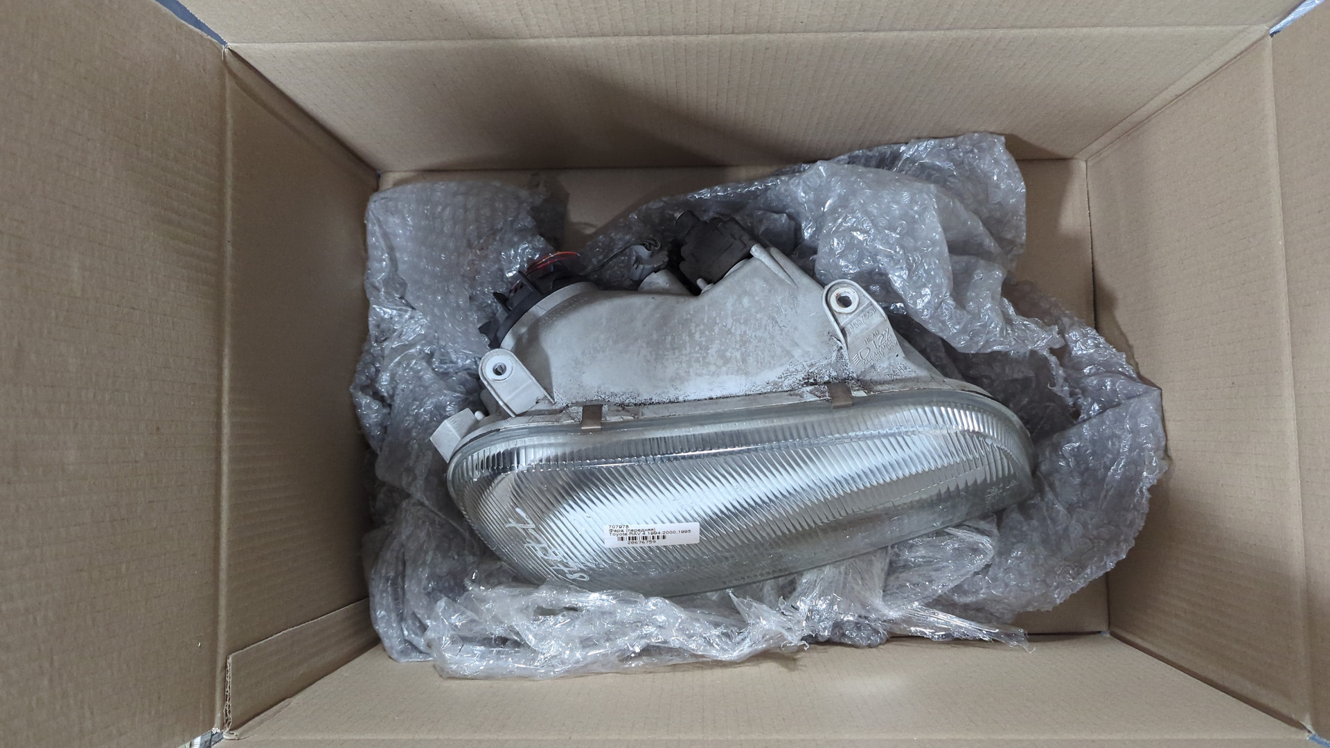 Фара правая