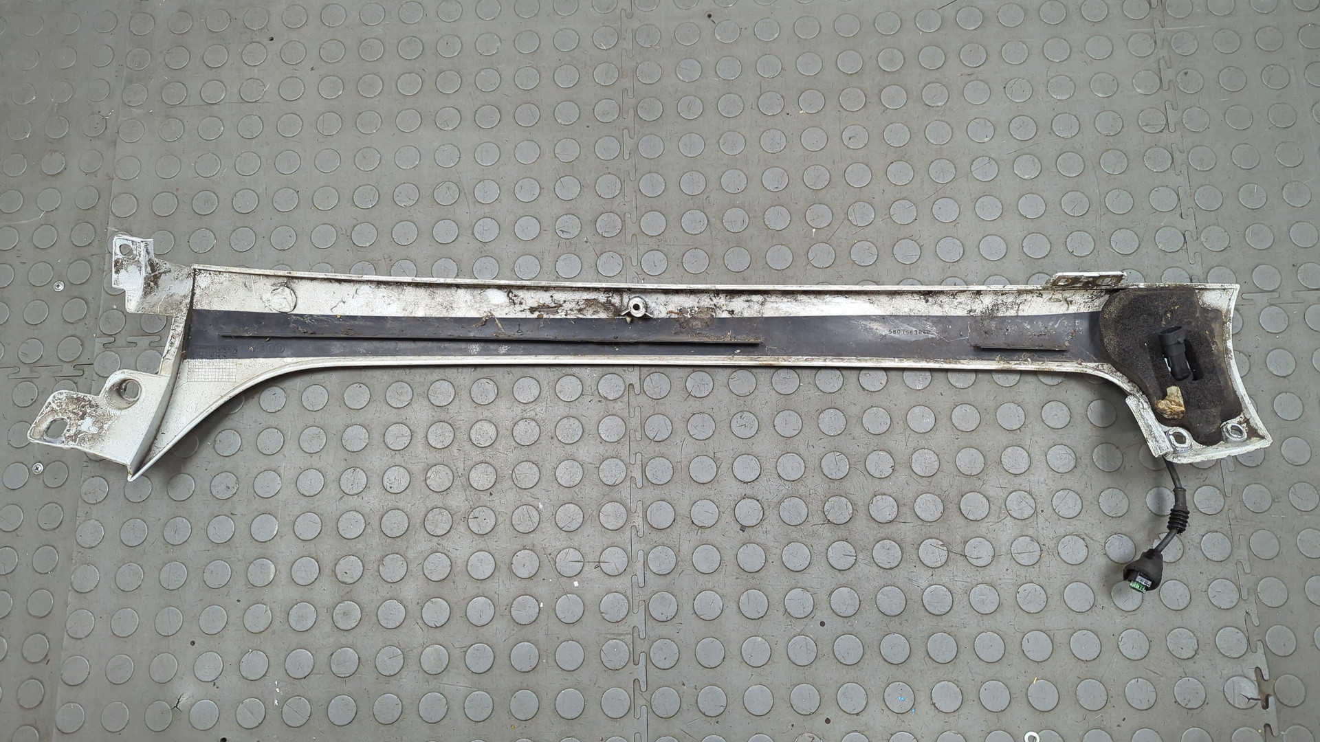 Накладка (кузов наружные)