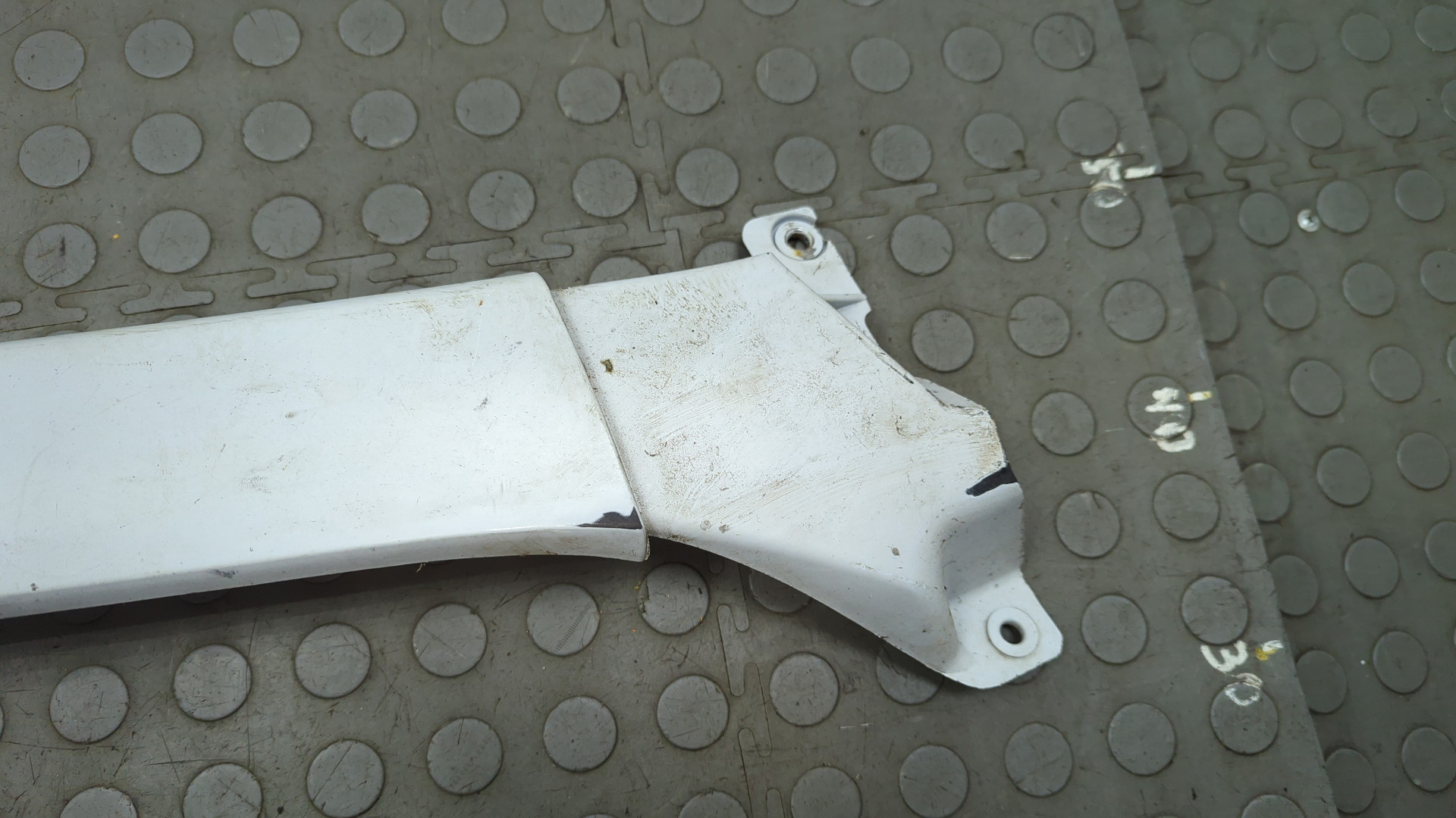 Накладка (кузов наружные)