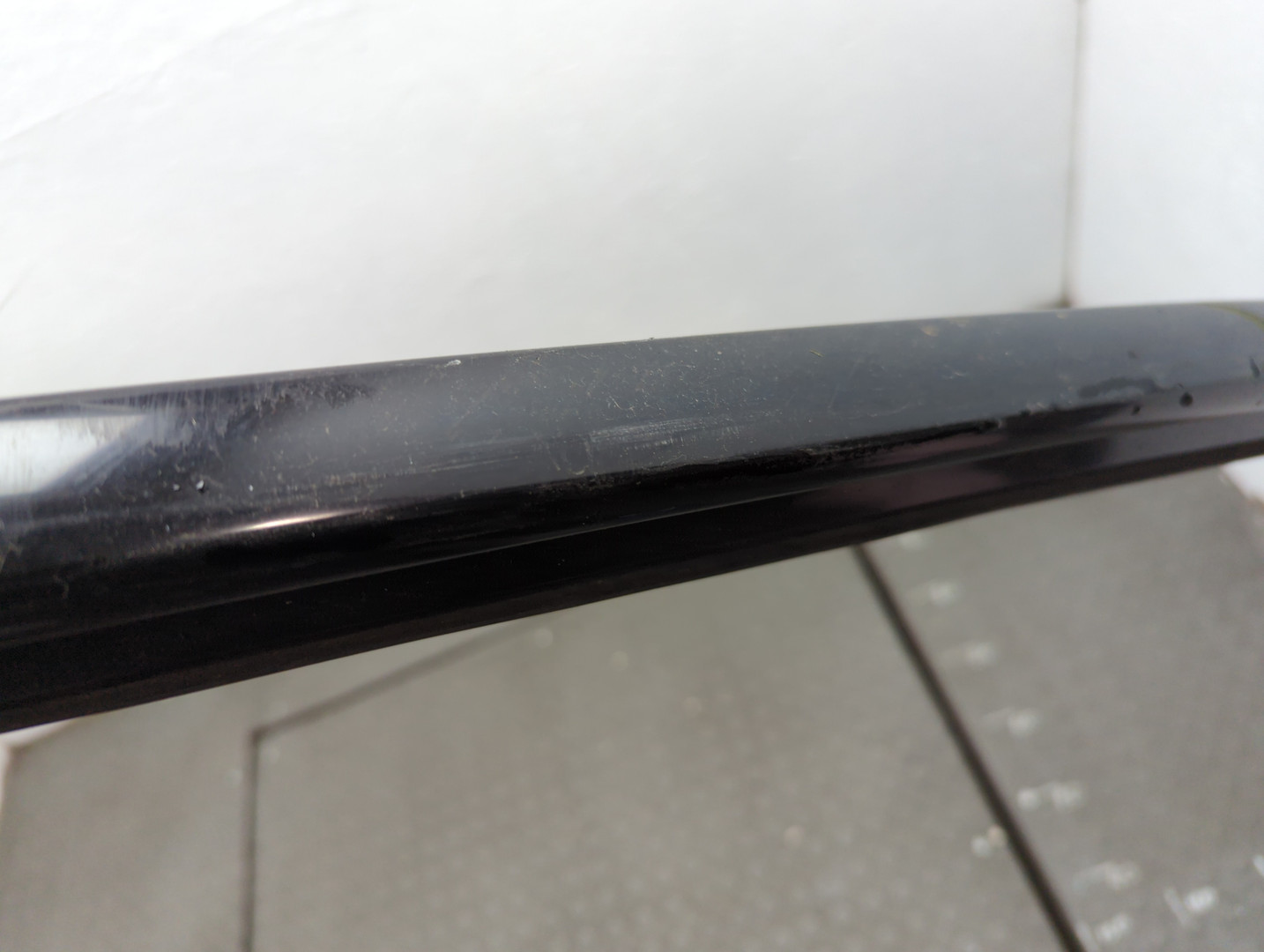 Рейлинг (релинг) левый (планка на крышу)