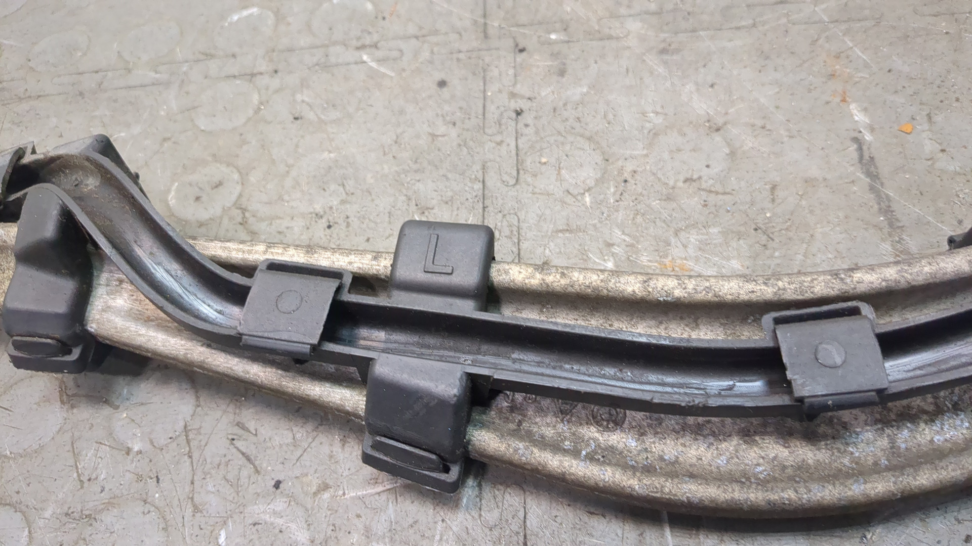 Рычаг задний левый