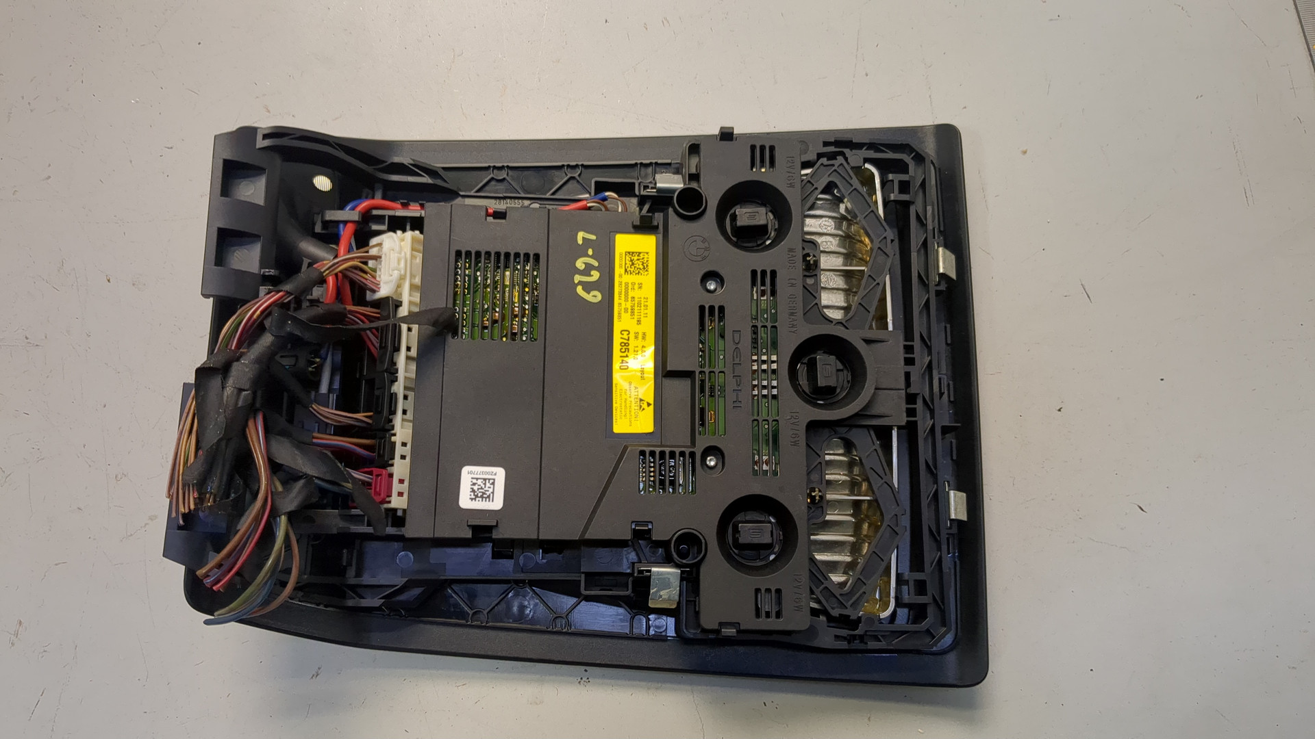 Плафон салонный