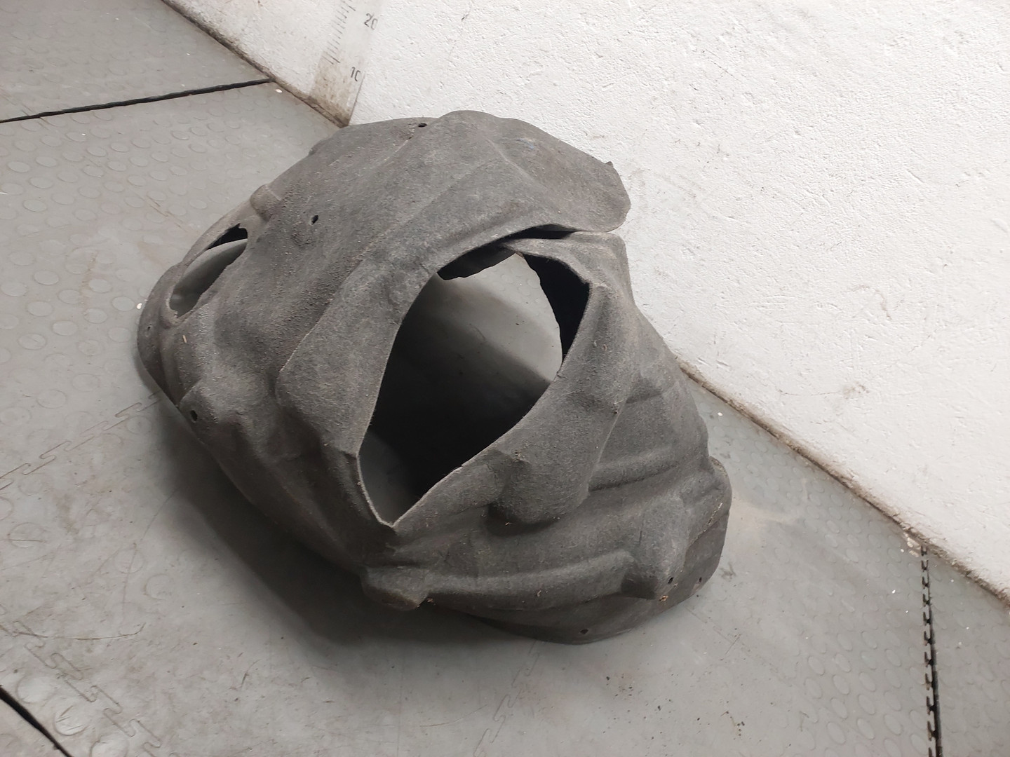 Локер передний левый