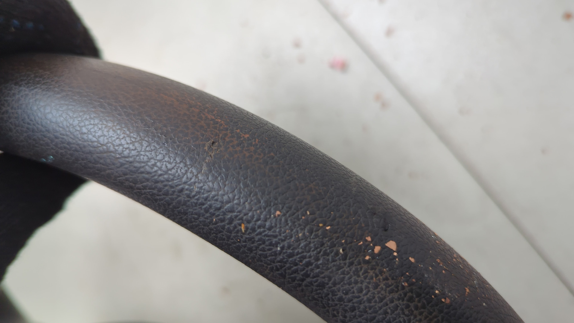 Рулевое колесо (руль)