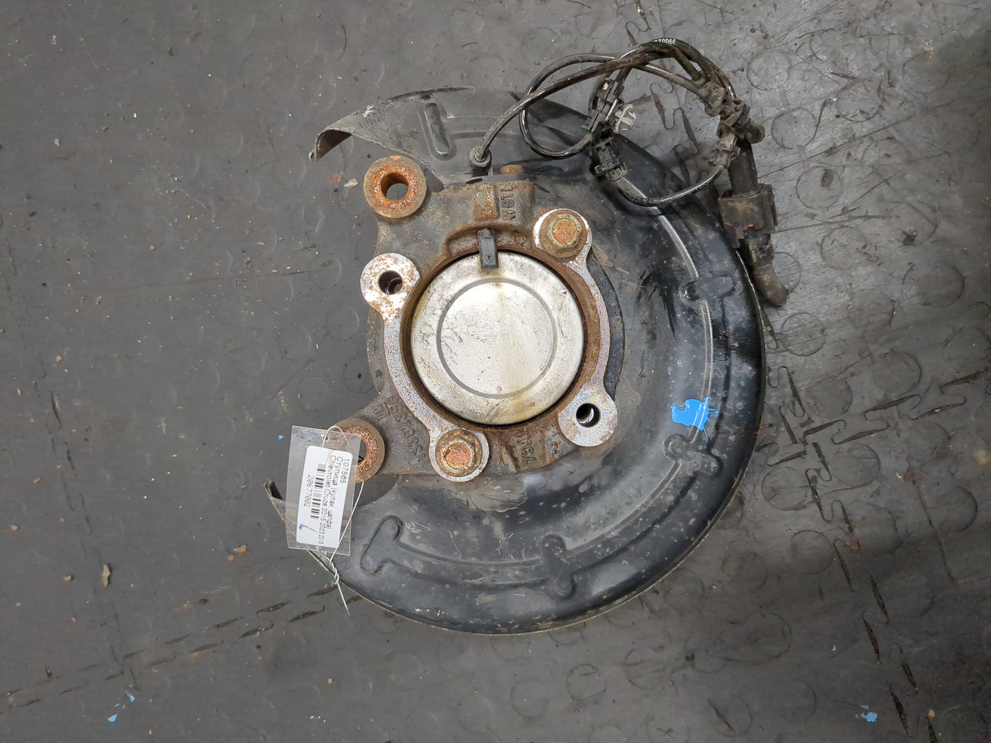 Кулак поворотный задний левый