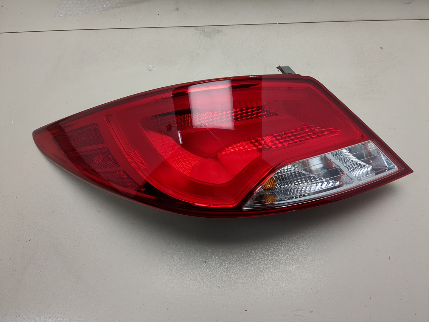 Фонарь задний левый