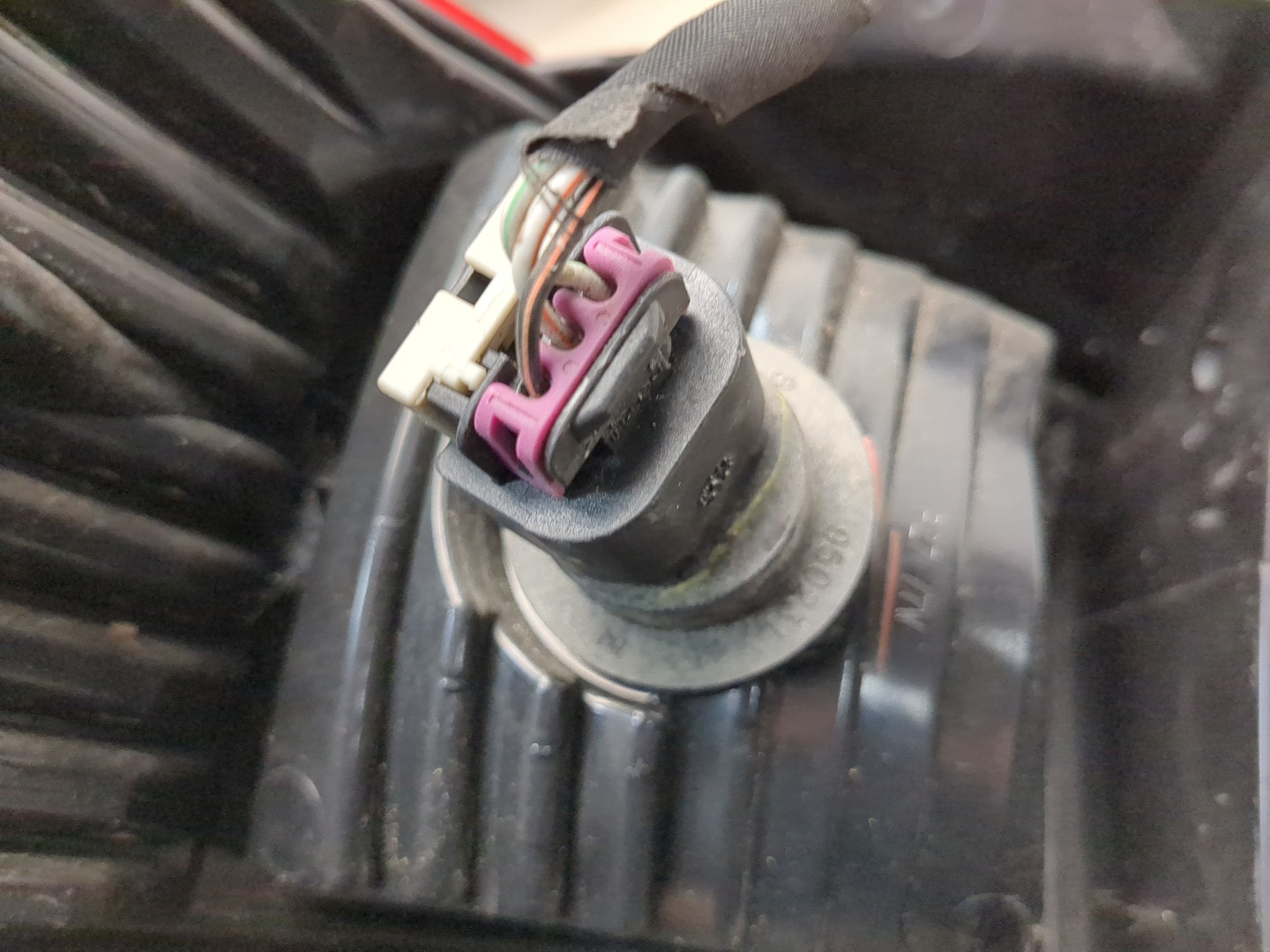 Фонарь задний правый