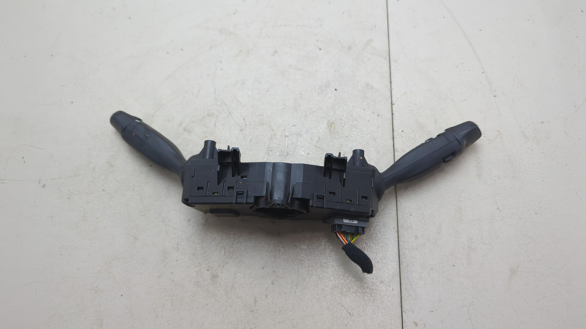 Переключатель подрулевой