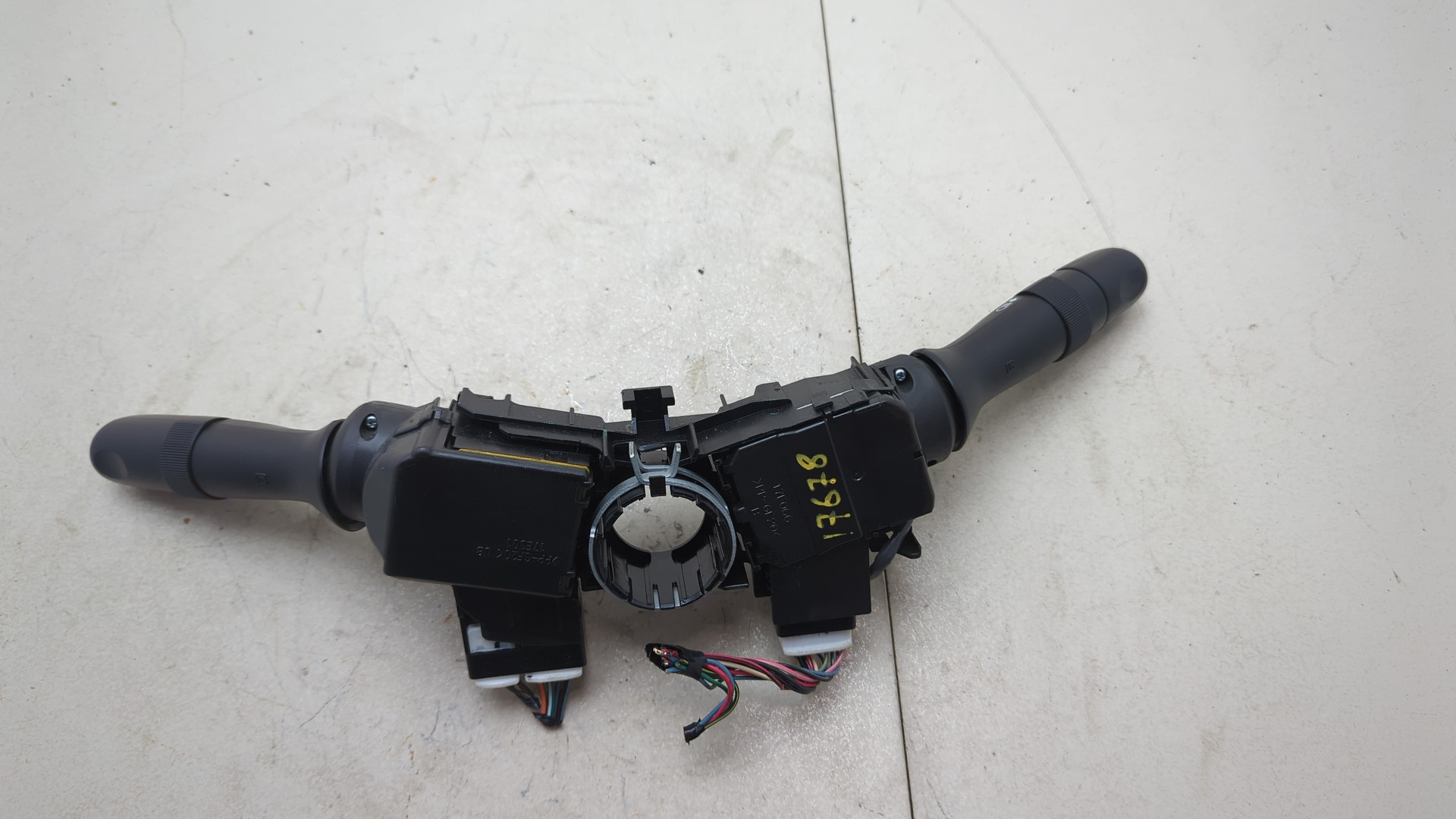 Переключатель подрулевой