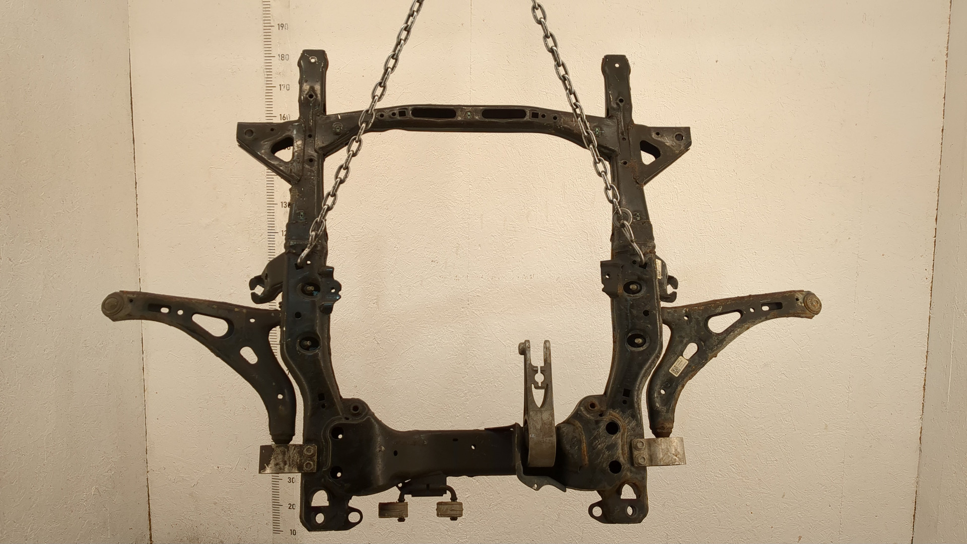 Балка подмоторная