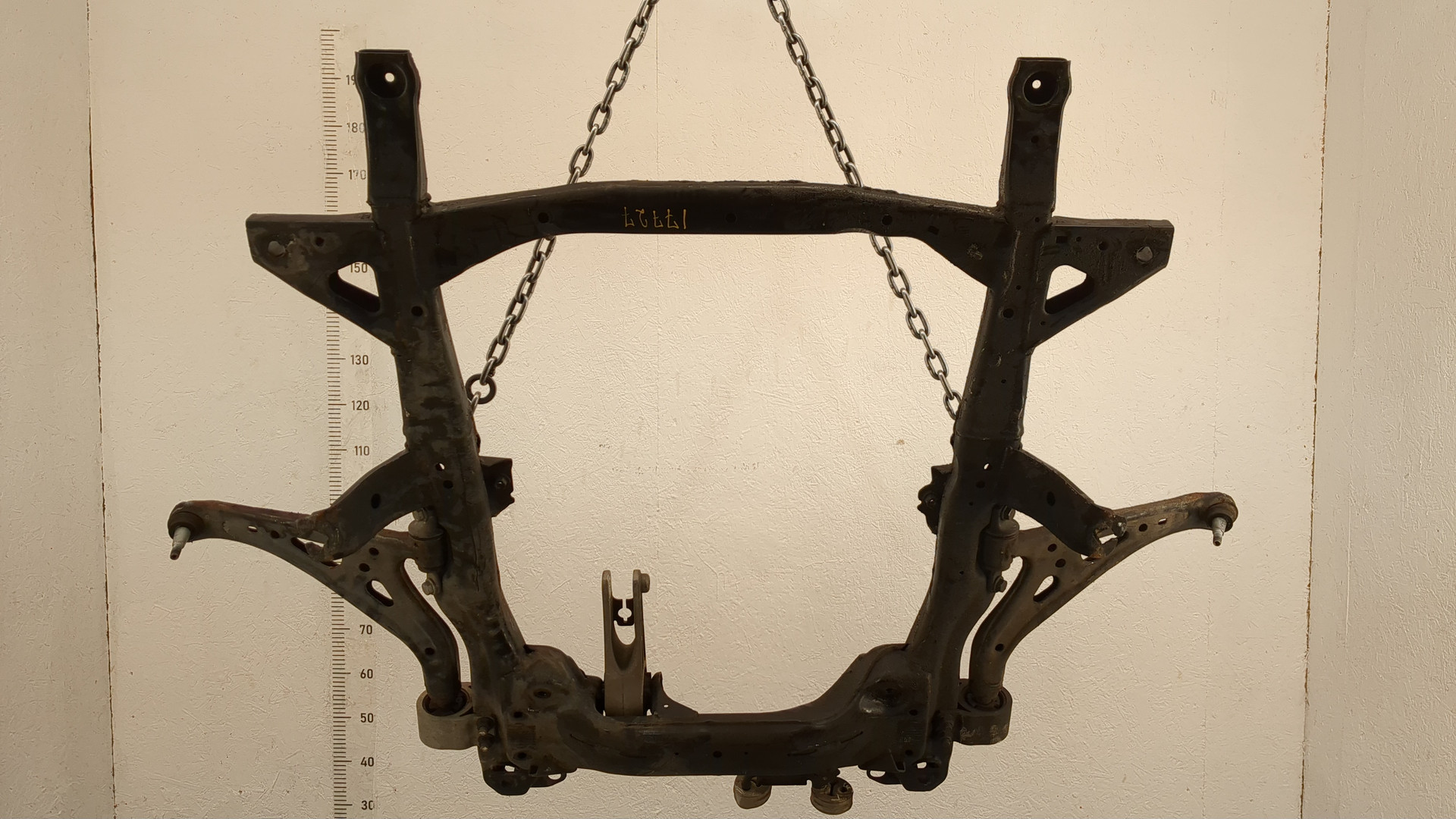 Балка подмоторная