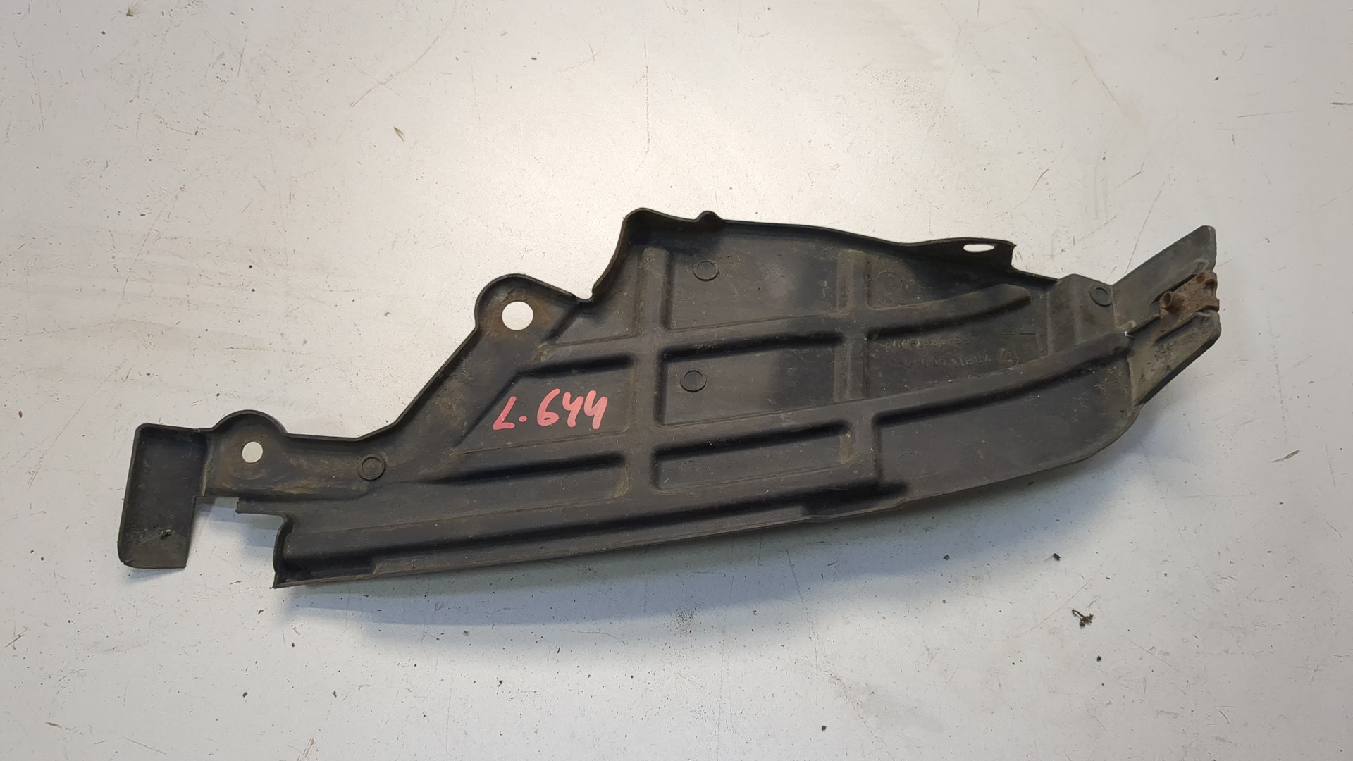 Накладка (кузов наружные)